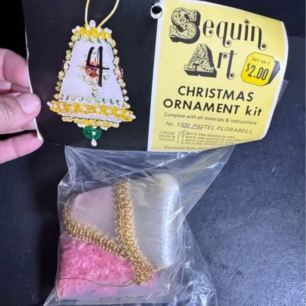 Vintage Sequin Art Christmas Ornament Kit No. 1200 Pastel Florabell [Item 0282]